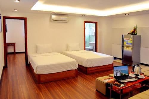 Deluxe Family Room