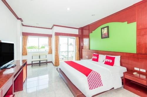 OYO 229 Art Mansion (OYO 229 Art Mansion near Patong Hospital)0
