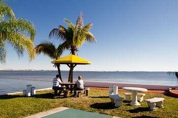 Banana Bay Waterfront Motel0