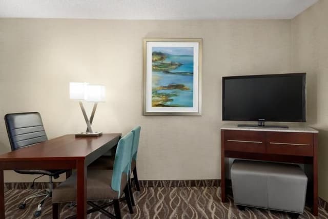 SUITE KING SIZE BED