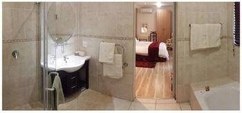 Villa Botanica Executive Guest House0