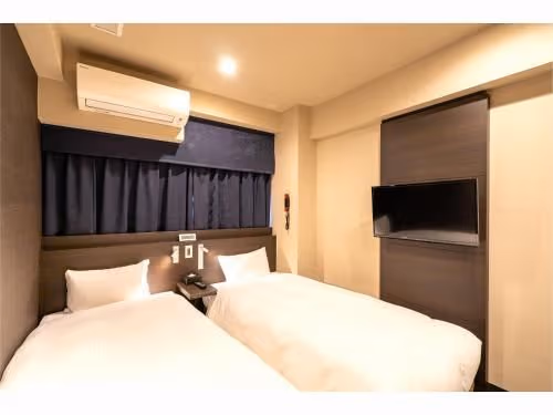Twin Room with Shower
