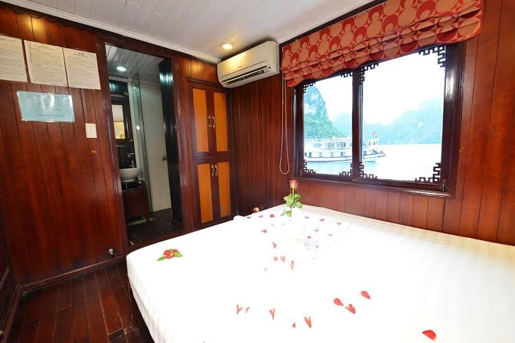 Imperial Classic Cruise Halong0
