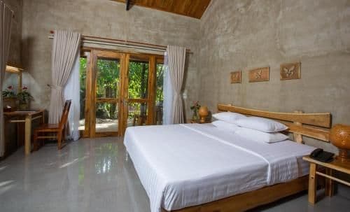 One-Bedroom Villa with Forest View