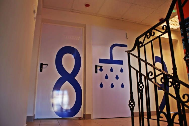 Moon Hostel0