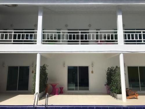 อิสระบีช รีสอร์ท สิชล โซนบีชฟร้อนท์ (Issara Beach Resort Beachfront Zone)4