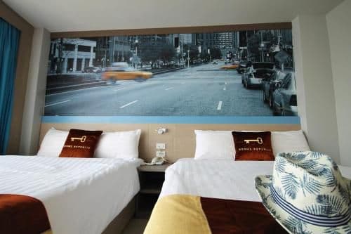 Deluxe Family Room