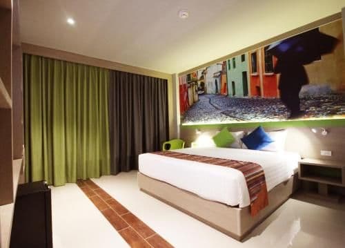 Deluxe King Room