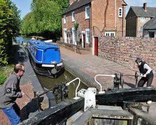 Canalboat Club at Hilperton Marina Canalboat Club at Hilperton Marina