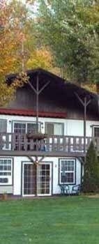 The Chalet Motel and Apts0
