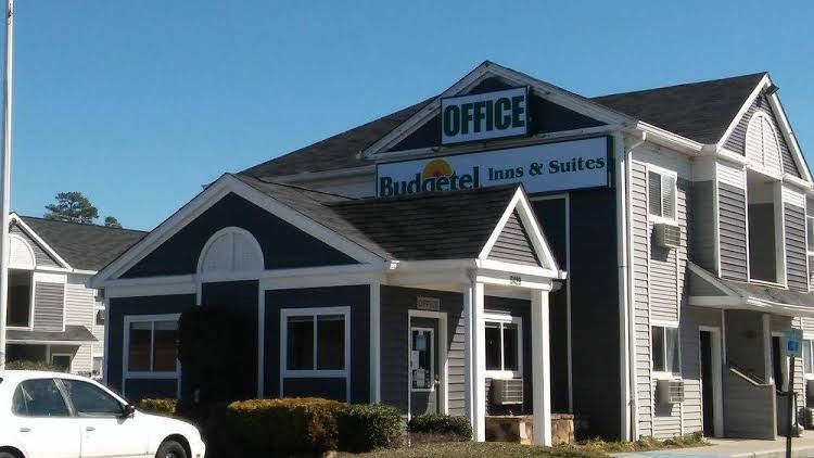 Budgetel Inn and Suites1