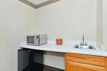 Americas Best Value Inn and SuitesHaltom City/Ft Worth1