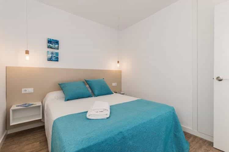 Apartamentos Es Canutells