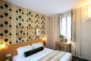 Romance Malesherbes by Patrick Hayat0