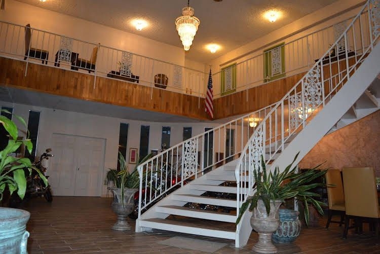 Trinidad Inn and Suites0