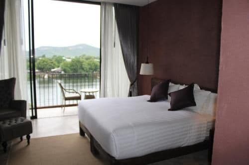Deluxe Double or Twin Room with Shower