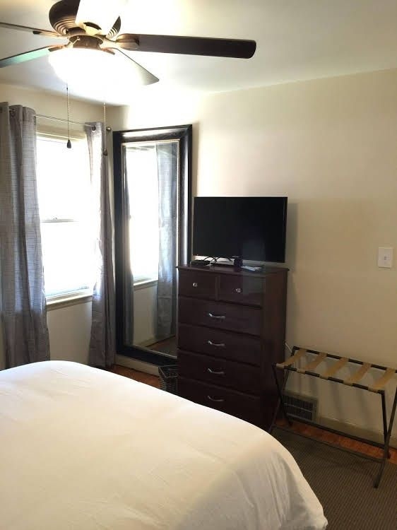 The Little Italy of Niagara Falls Bed and Breakfast0