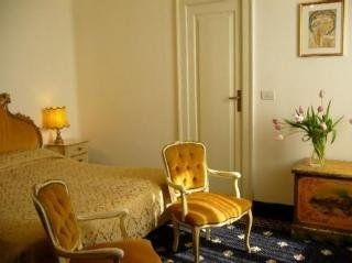 Byron Venezia0