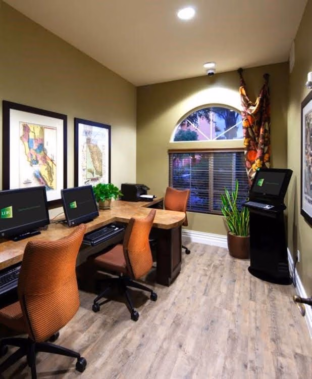 Global Luxury Suites at Agnew Road0