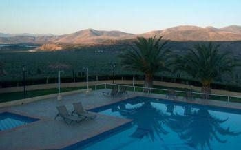 Chrissa Camping Rooms and Bungalows0