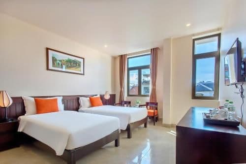 Double or Twin Room with City View