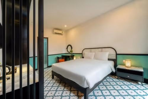 King Room with Garden View