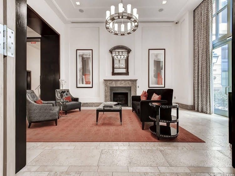 Global Luxury Suites at Metropolitan South0