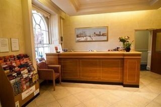 โรงแรมออร์ชาร์ด (Orchard Hotel)1