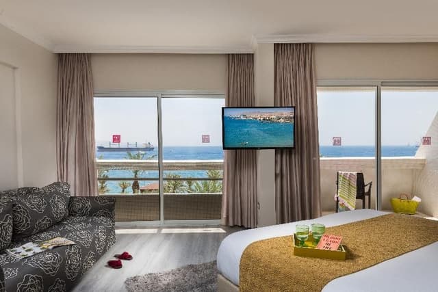 JUNIOR SUITE STANDARD