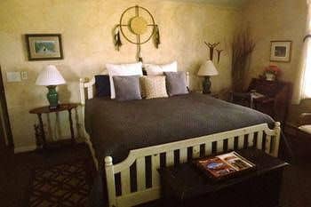 Skyridge Inn Bed and Breakfast Skyridge Inn Bed and Breakfast