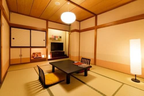 Japanese-Style Family Room - Non-Smoking