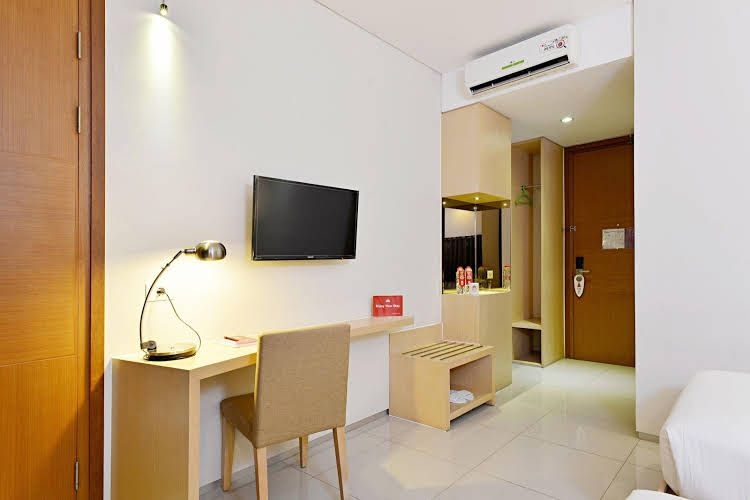 ZEN Rooms Cibeunying Riau0