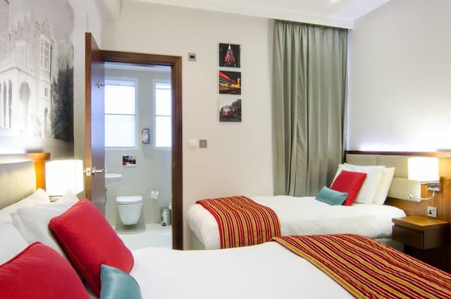 JUNIOR SUITE CAPACITY 3