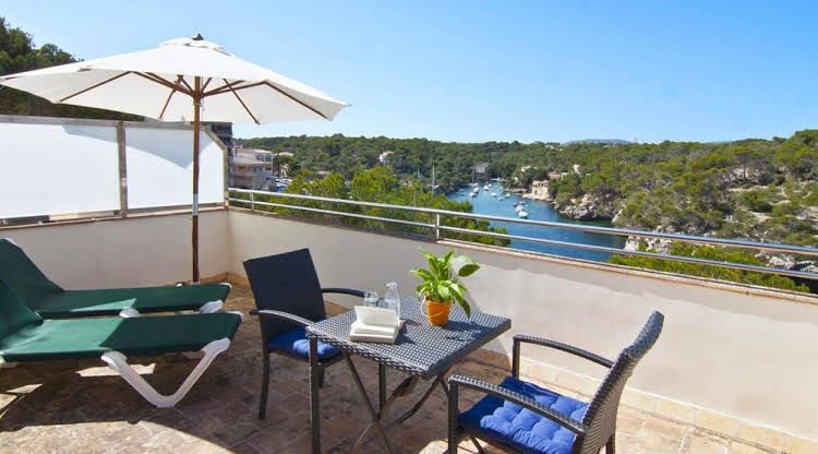 Apartamentos Cala Figuera0