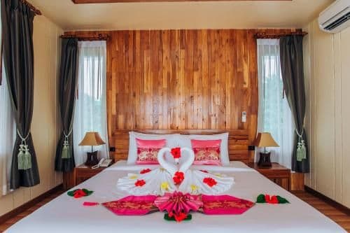 Deluxe Sea View with Spa Bath