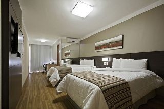 Ramada Airport4