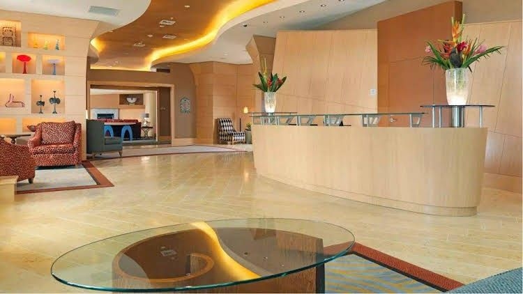 Global Luxury Suites at General0