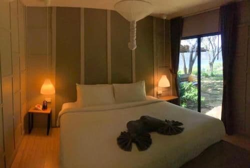 Bungalow with West Sea View