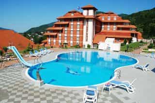 Peak Hotel