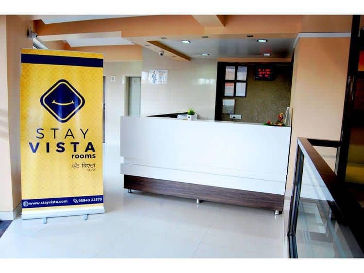 Vista Rooms near Bombay Exhibition Centre Vista Rooms near Bombay Exhibition Centre