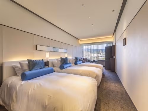 Triple Room with River View - Non-Smoking