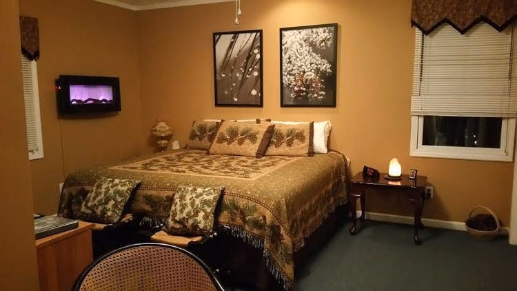 Acorn Ridge Bed and Breakfast0