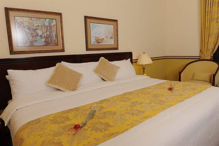 MAKAREM RIYADH MAKAREM RIYADH