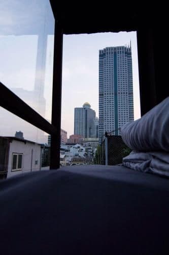 8 Bunk Bed in Mixed Dormitory with Curtain and City View