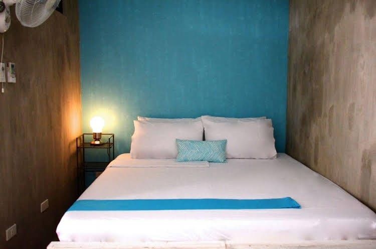 Boracay Balcony Inn0