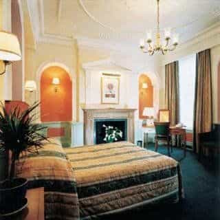 Royal Cambridge Royal Cambridge