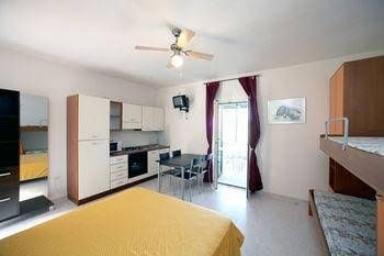 Villaggio Turistico Il Falco0