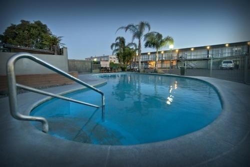Aura Accommodation2