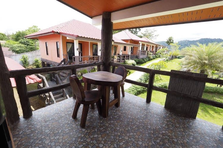 ชมวิว รีสอร์ต ลันตา (Chomview Resort Lanta)2