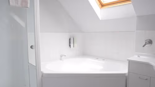 One Bedroom Apartment with Spa